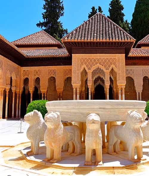 patio de los leones de granada